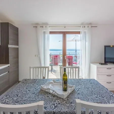 Apartment Anton Ri 31 Pax